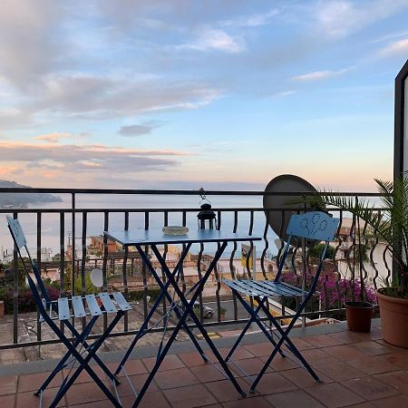"Sea-See" Studio Taormina Center - Bellissima Vista Mare - Corner Kitchen Εξωτερικό φωτογραφία