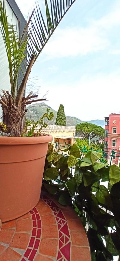 "Sea-See" Studio Taormina Center - Bellissima Vista Mare - Corner Kitchen Εξωτερικό φωτογραφία